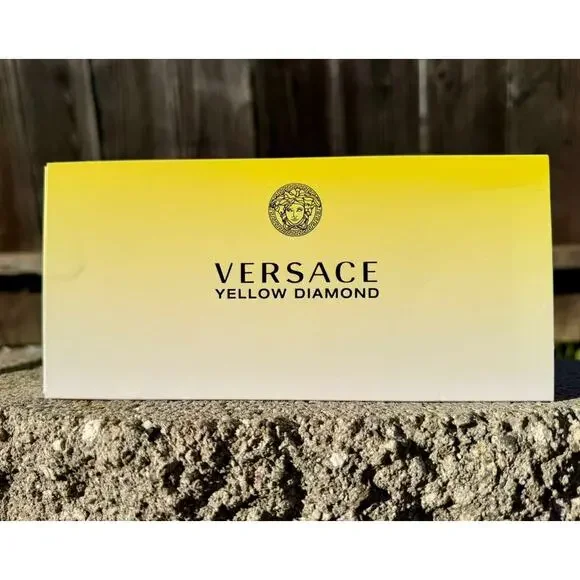 Versace Yellow Diamond Gift Set for Women - Picture 5 of 5